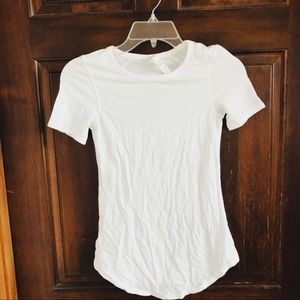Lululemon White T Shirt 2